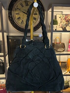 ✨Live Show Listing✨ Valentino Garavani